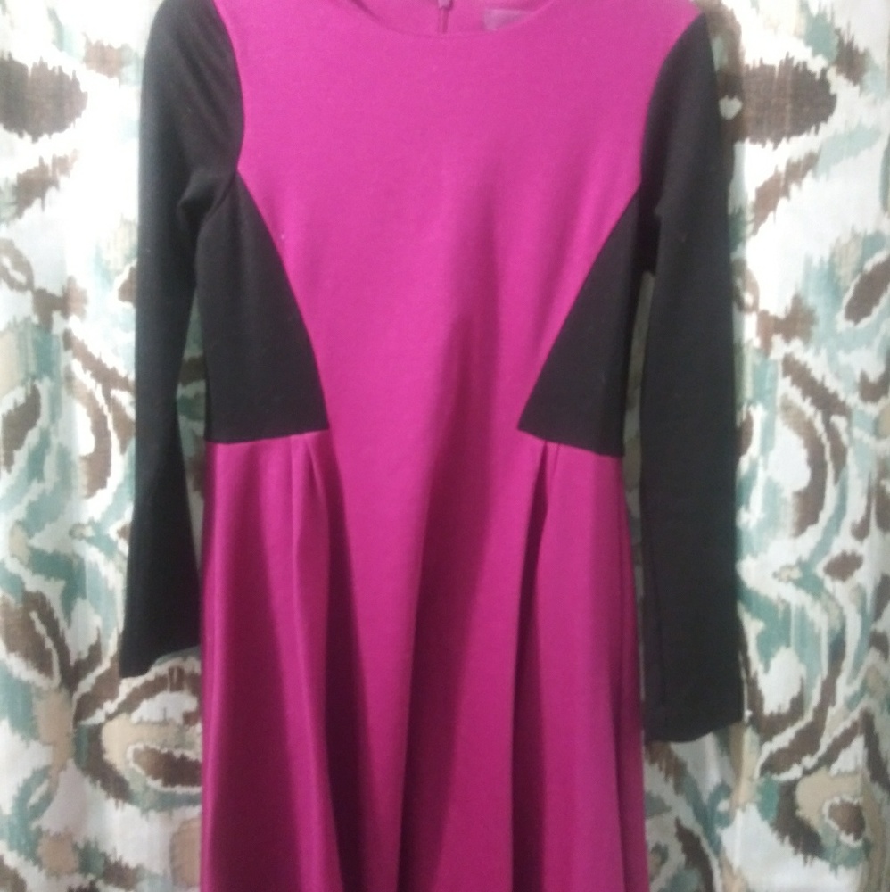 Mid thight long sleeve dress